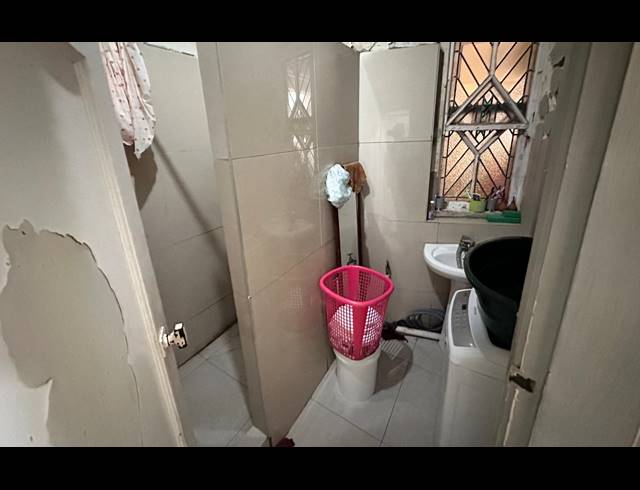 1.5 BEDROOM FLAT FOR SALE IN SOUTH BEACH